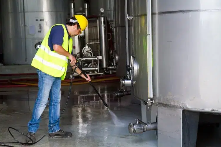 industrial cleaning services in Roanoke